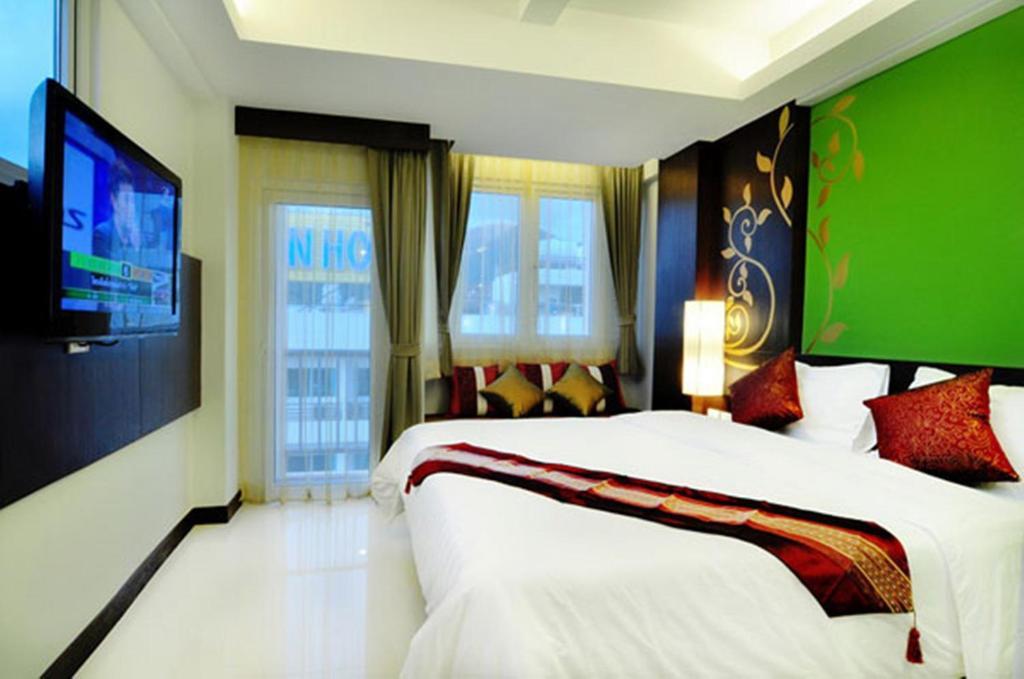 PS Hotel - SHA Plus Patong Zimmer foto